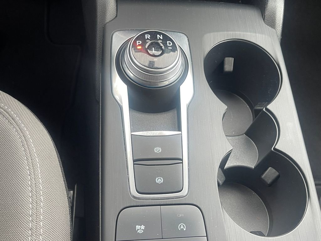 Used 2021 Ford Escape SE image 27