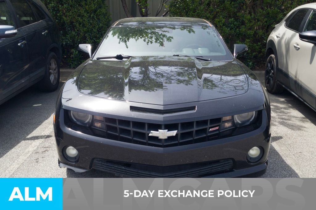 Used 2010 Chevrolet Camaro SS w/ RS Package RWD image 3