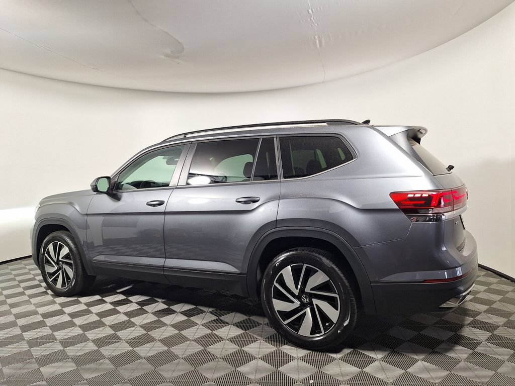 Used 2025 Volkswagen Atlas SE FWD image 7