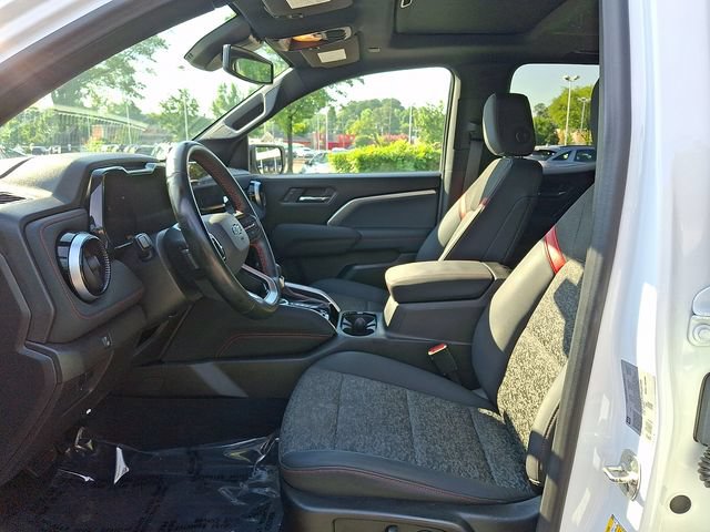 Used 2024 Chevrolet Colorado Z71 w/ Z71 Convenience Package 2 AWD/4WD image 16