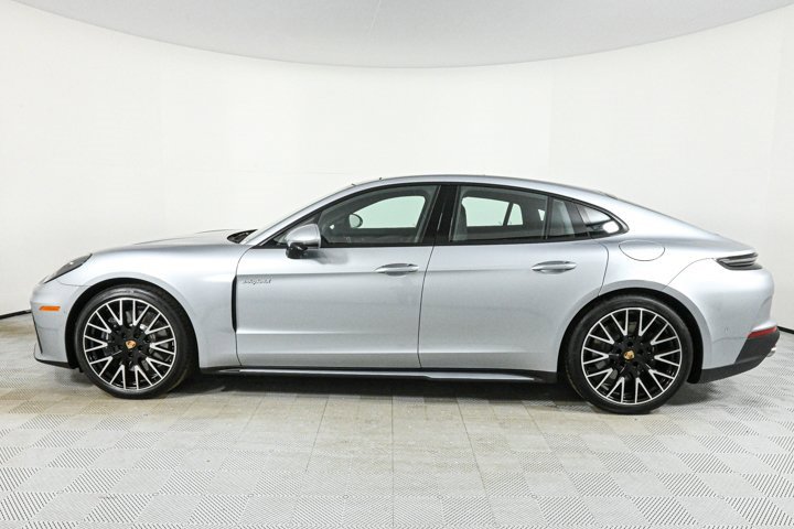 New 2025 Porsche Panamera 4 video 2