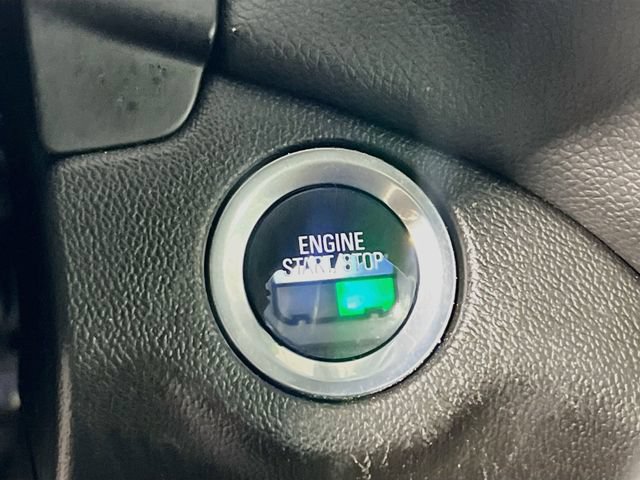 Used 2018 Chevrolet Equinox LT FWD image 19