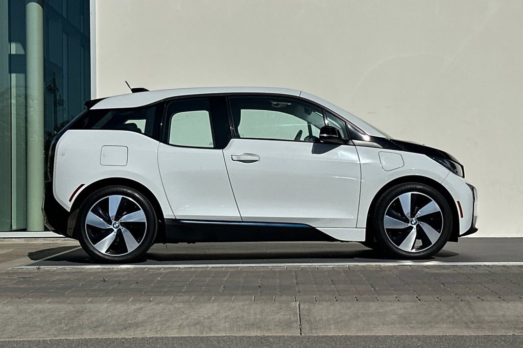 Used 2016 BMW i3 w/ Range Extender RWD image 2