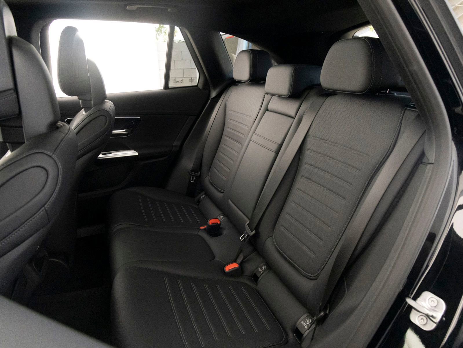 New 2026 Mercedes-Benz GLC 300 image 18