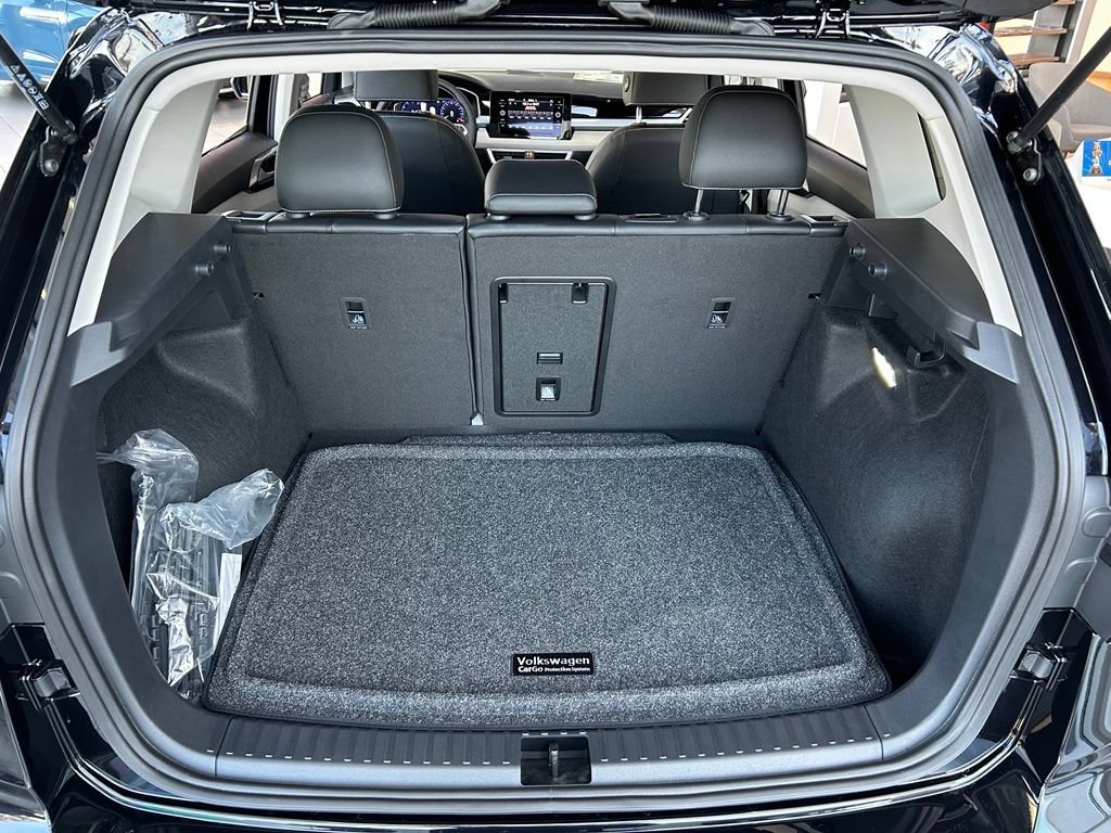 New 2026 Volkswagen Taos SEL AWD/4WD image 34