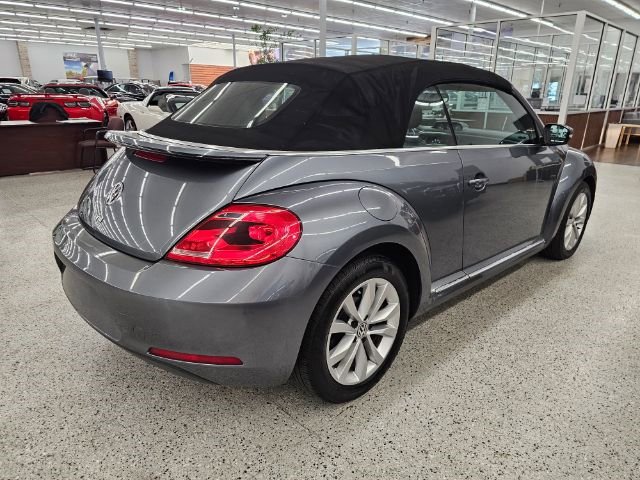 Used 2014 Volkswagen Beetle TDI image 4