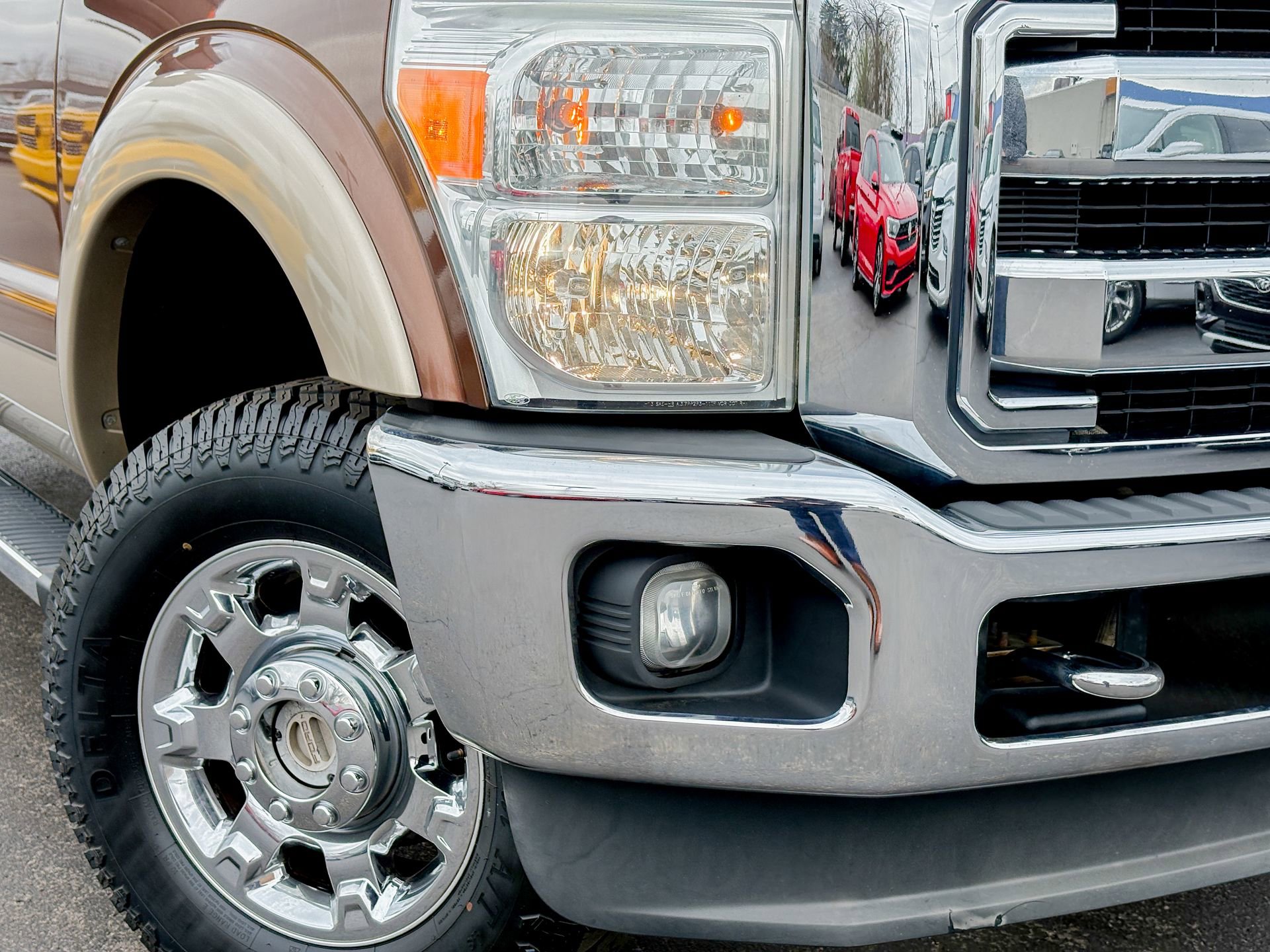 Used 2012 Ford F250 Lariat w/ Chrome Pkg image 3