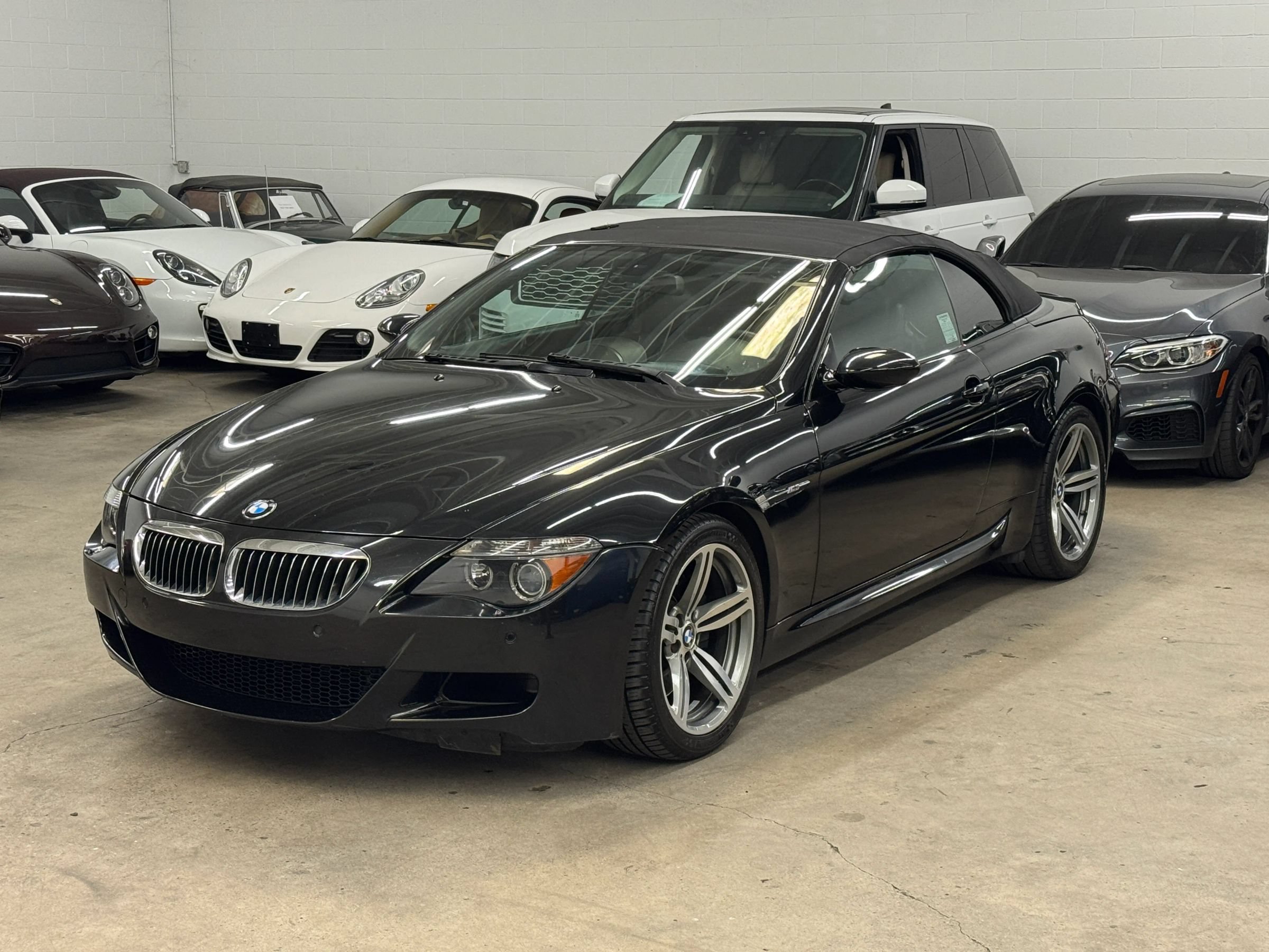 Used 2007 BMW M6 Convertible RWD image 2