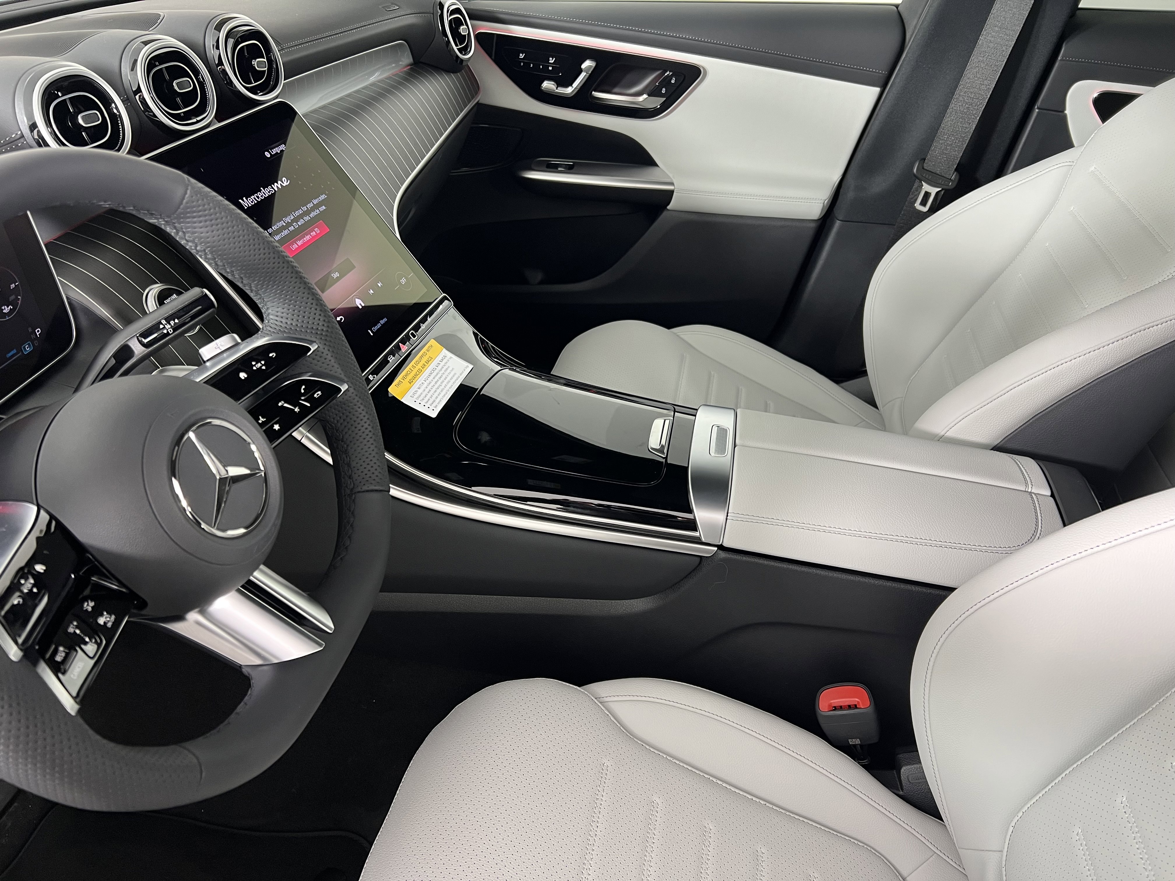 New 2026 Mercedes-Benz GLC 300 4MATIC image 17