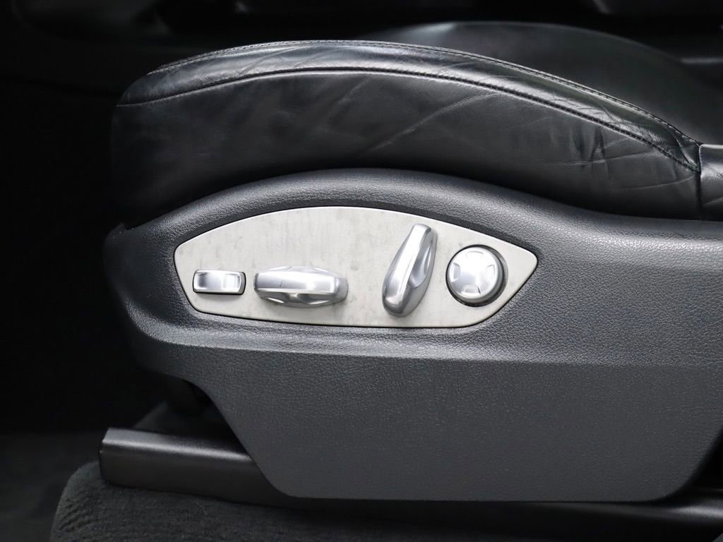 Used 2016 Porsche Cayenne image 12