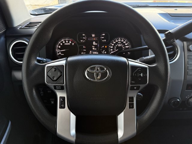 Used 2020 Toyota Tundra SR5 AWD/4WD image 17