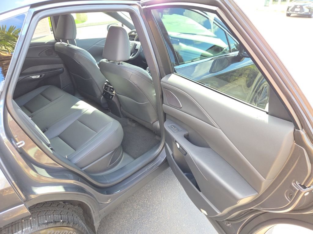 Certified 2025 Lexus RX 350h w/ Convenience Package image 17