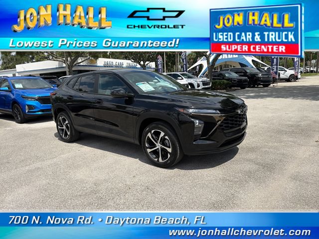 Used 2026 Chevrolet Trax RS FWD image 1