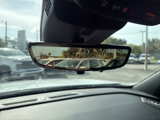 New 2027 Chevrolet Traverse LT w/ Sun and Wheel Package FWD image 29