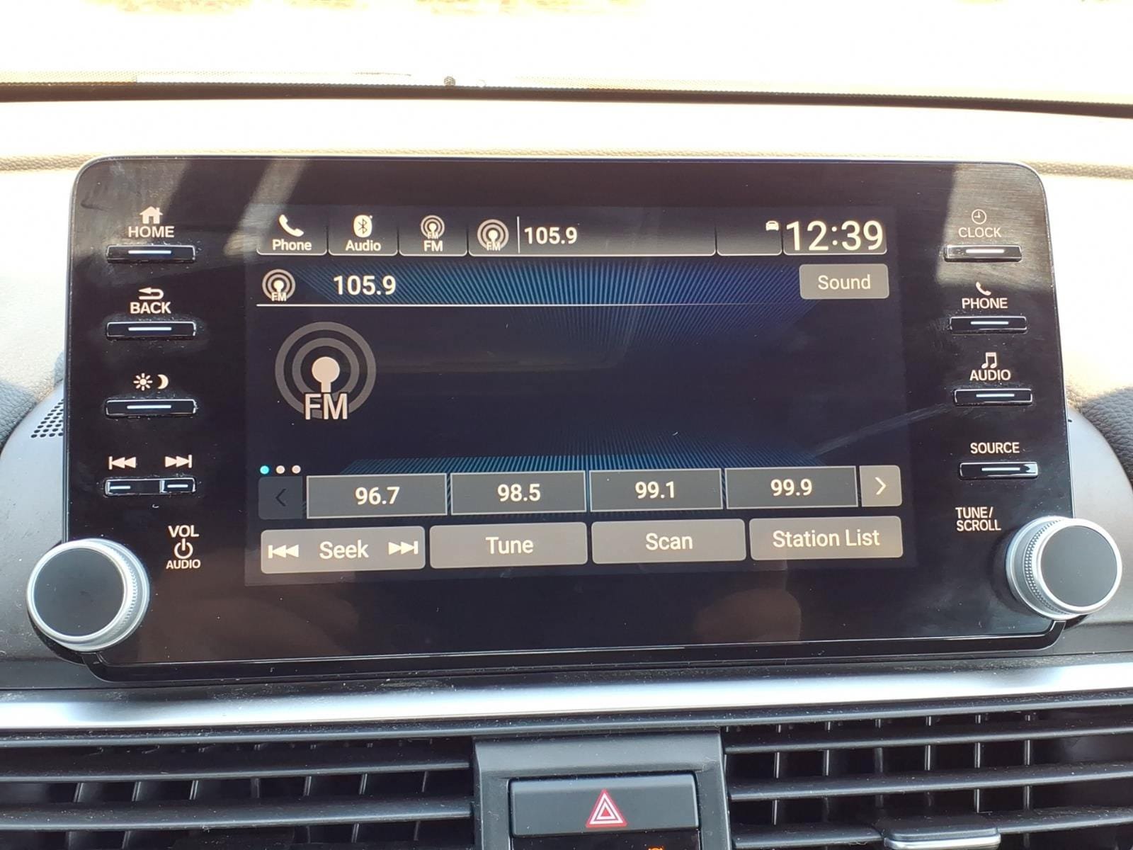 Used 2019 Honda Accord Sport image 16
