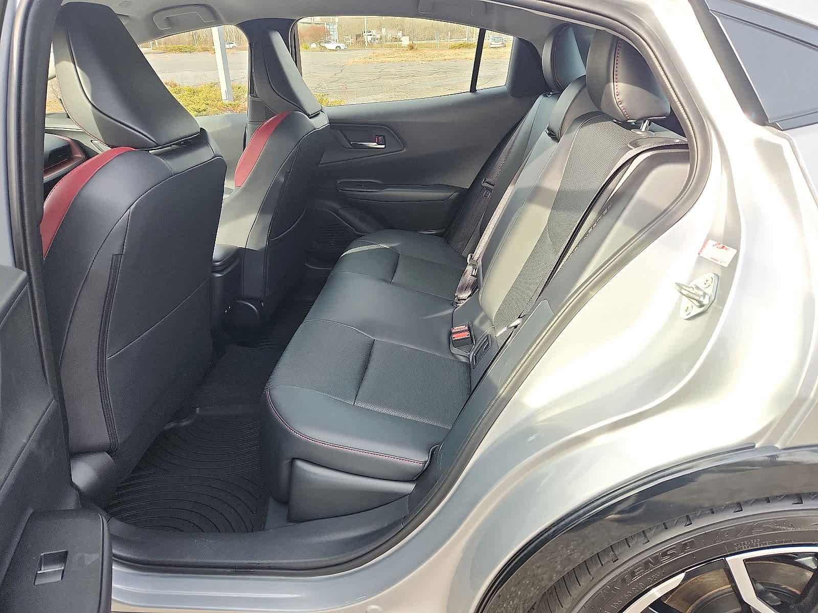 Used 2025 Toyota Prius Plug-In Hybrid w/ Limited Premium Package image 11