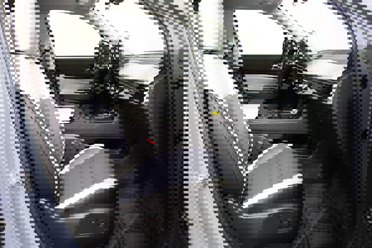 Used 2025 Honda Prologue Touring image 15