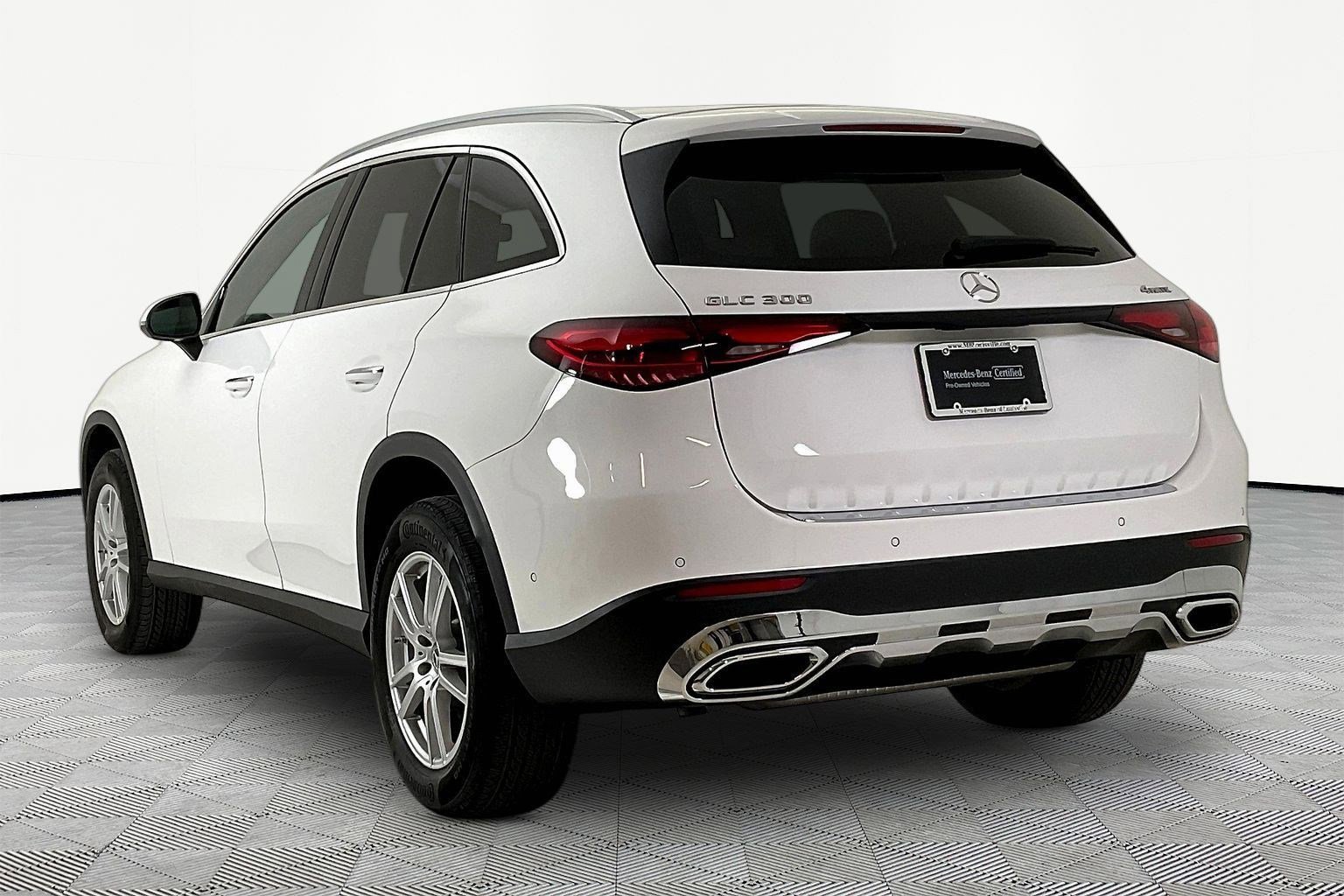 Certified 2023 Mercedes-Benz GLC 300 4MATIC image 4