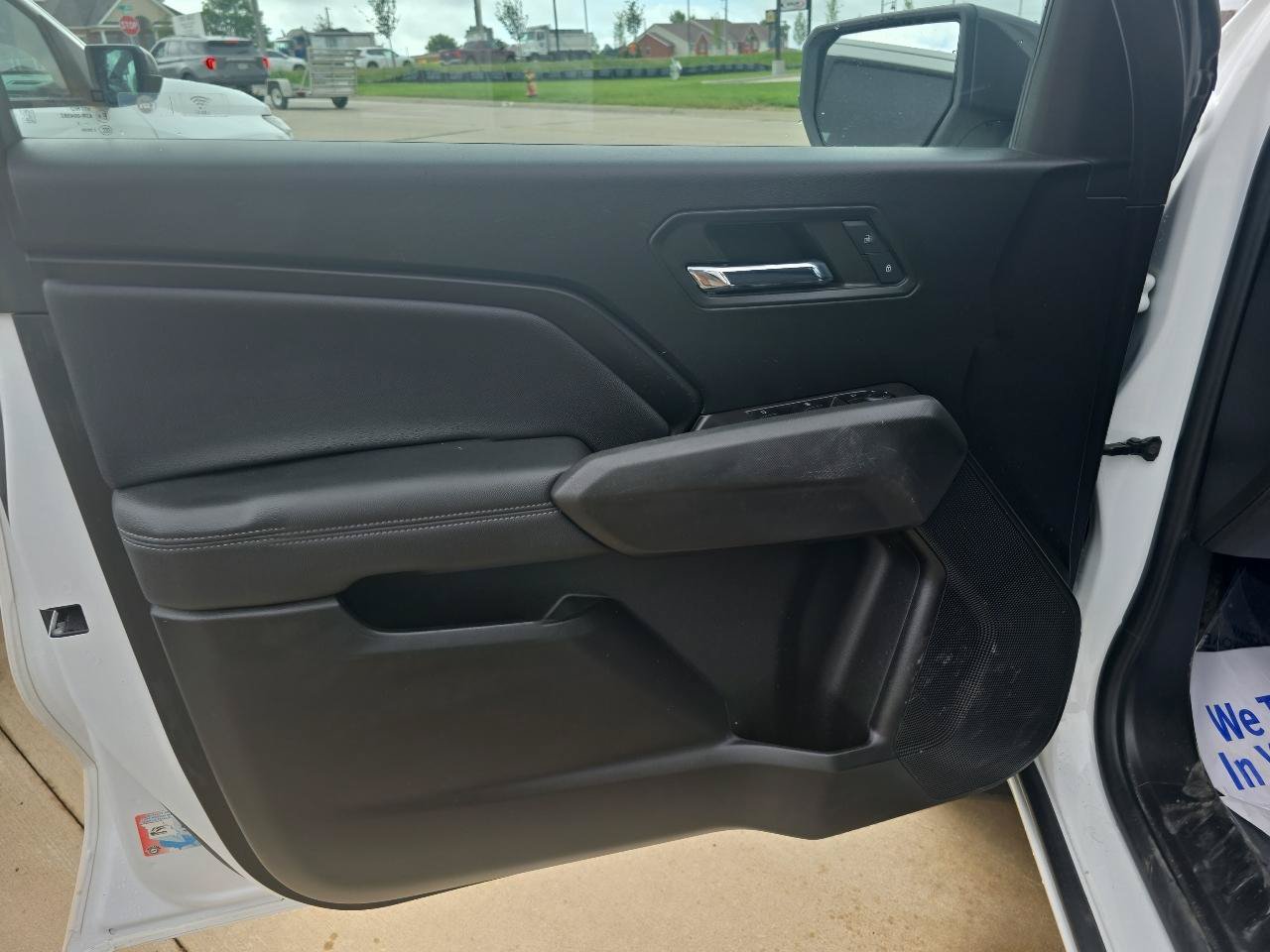 Used 2023 Chevrolet Colorado LT w/ LT Convenience Package II AWD/4WD image 23
