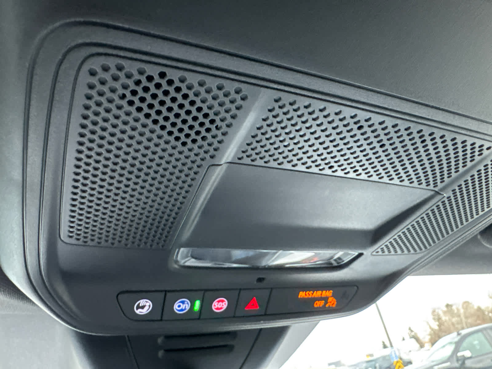 Used 2025 Chevrolet Equinox EV LT image 28