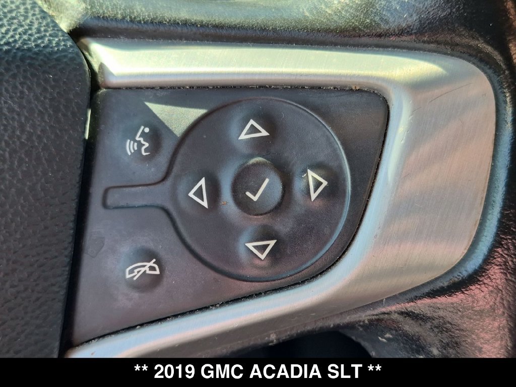 Used 2019 GMC Acadia SLT w/ Black Edition FWD image 6