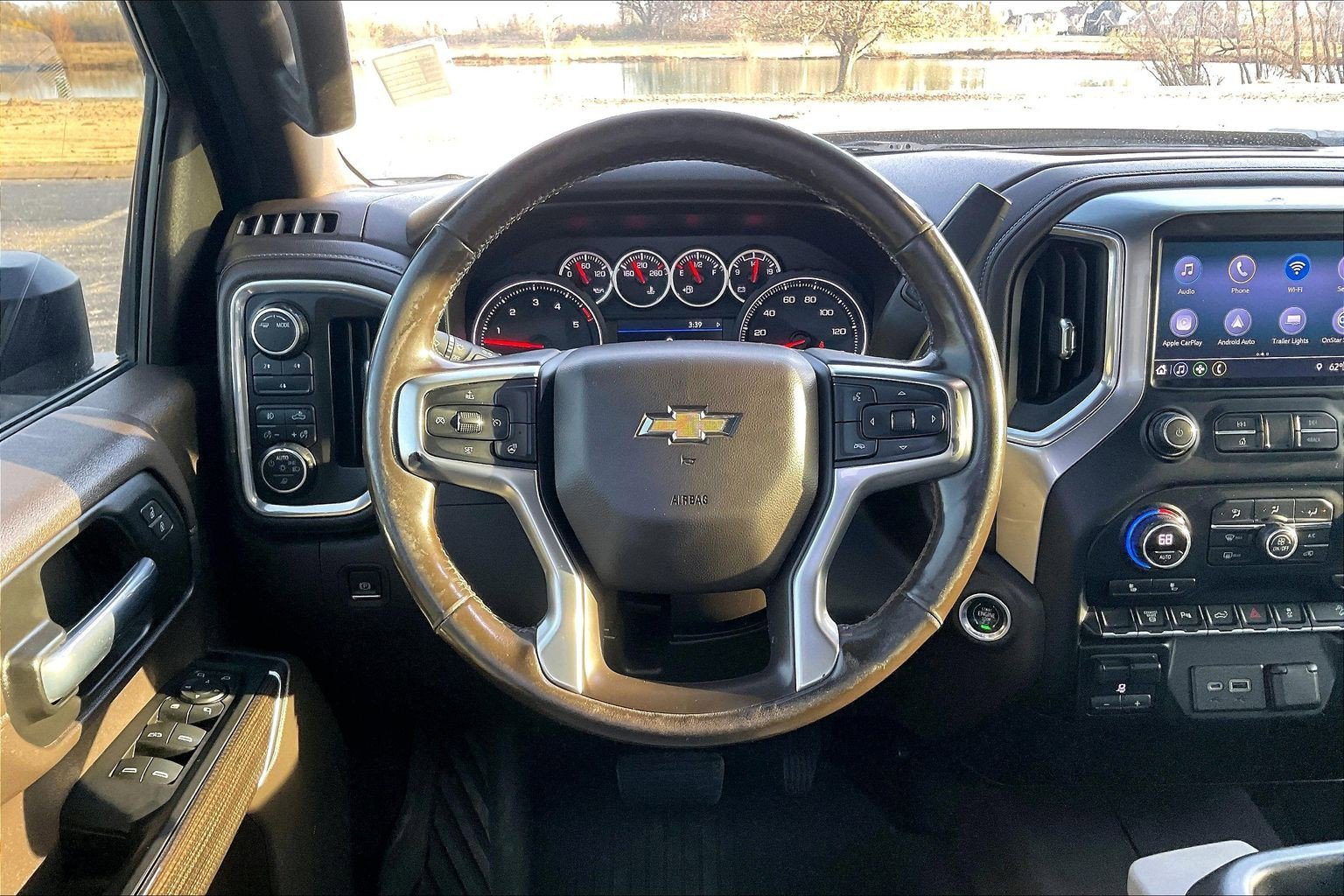 Used 2020 Chevrolet Silverado 2500 LT w/ Texas Edition image 5