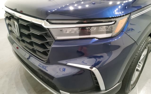 Certified 2024 Honda Pilot EX-L image 9
