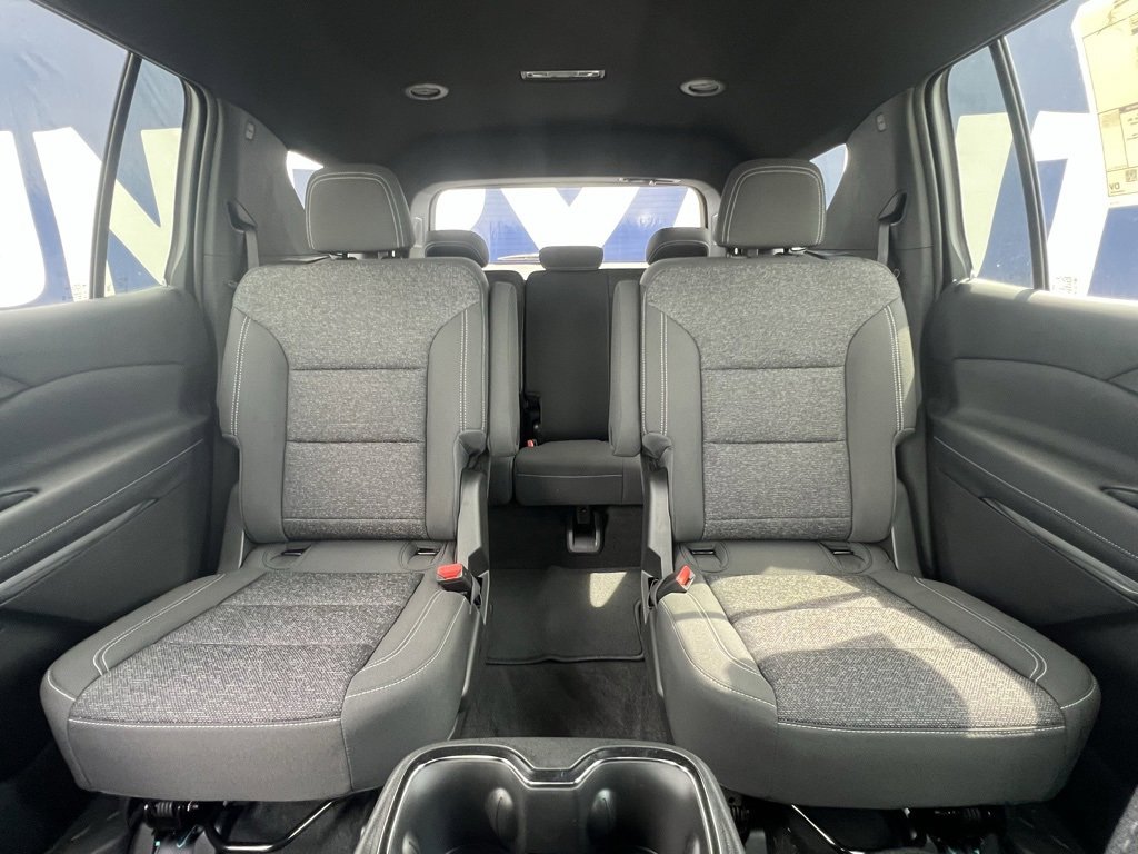 New 2025 Chevrolet Traverse LT image 28