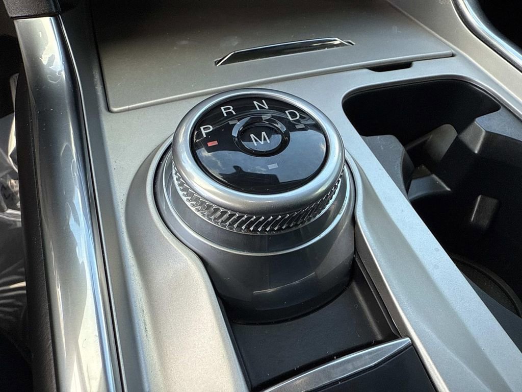 Used 2021 Ford Explorer XLT w/ Equipment Group 202A image 33