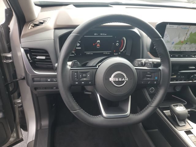 Certified 2023 Nissan Rogue Platinum w/ Platinum Premium Package FWD image 16