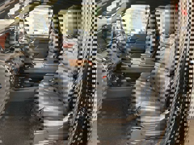 New 2024 Lincoln Navigator Reserve image 17