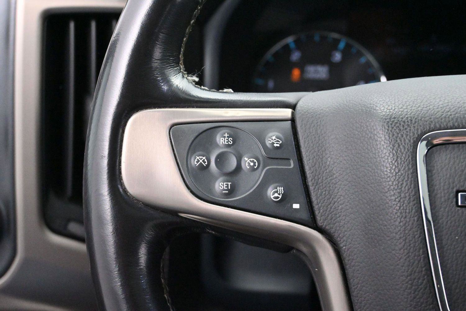 Used 2019 GMC Sierra 2500 Denali w/ Duramax Plus Package AWD/4WD image 17