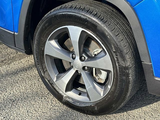 Used 2022 Jeep Cherokee Limited image 7