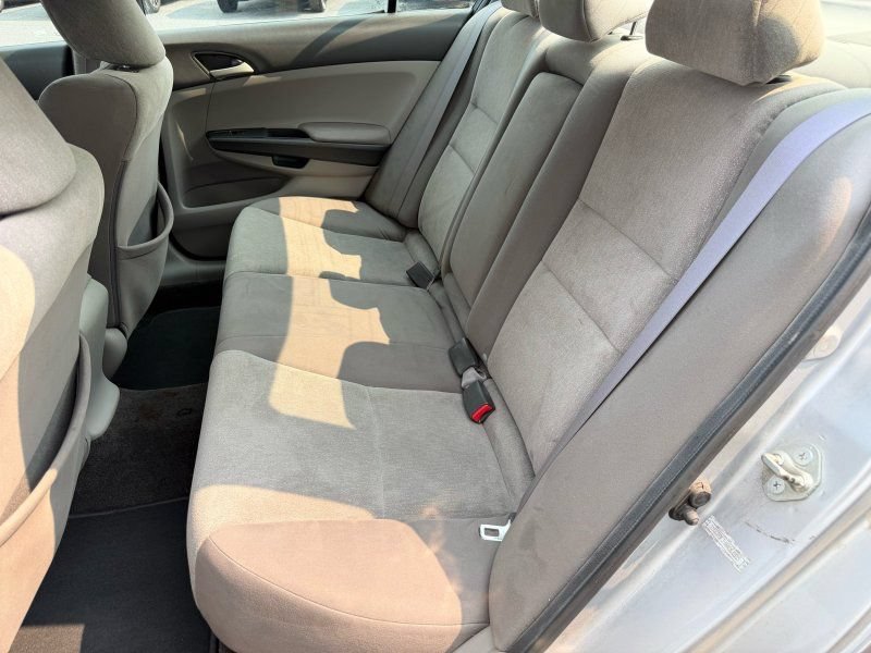 Used 2010 Honda Accord LX image 12