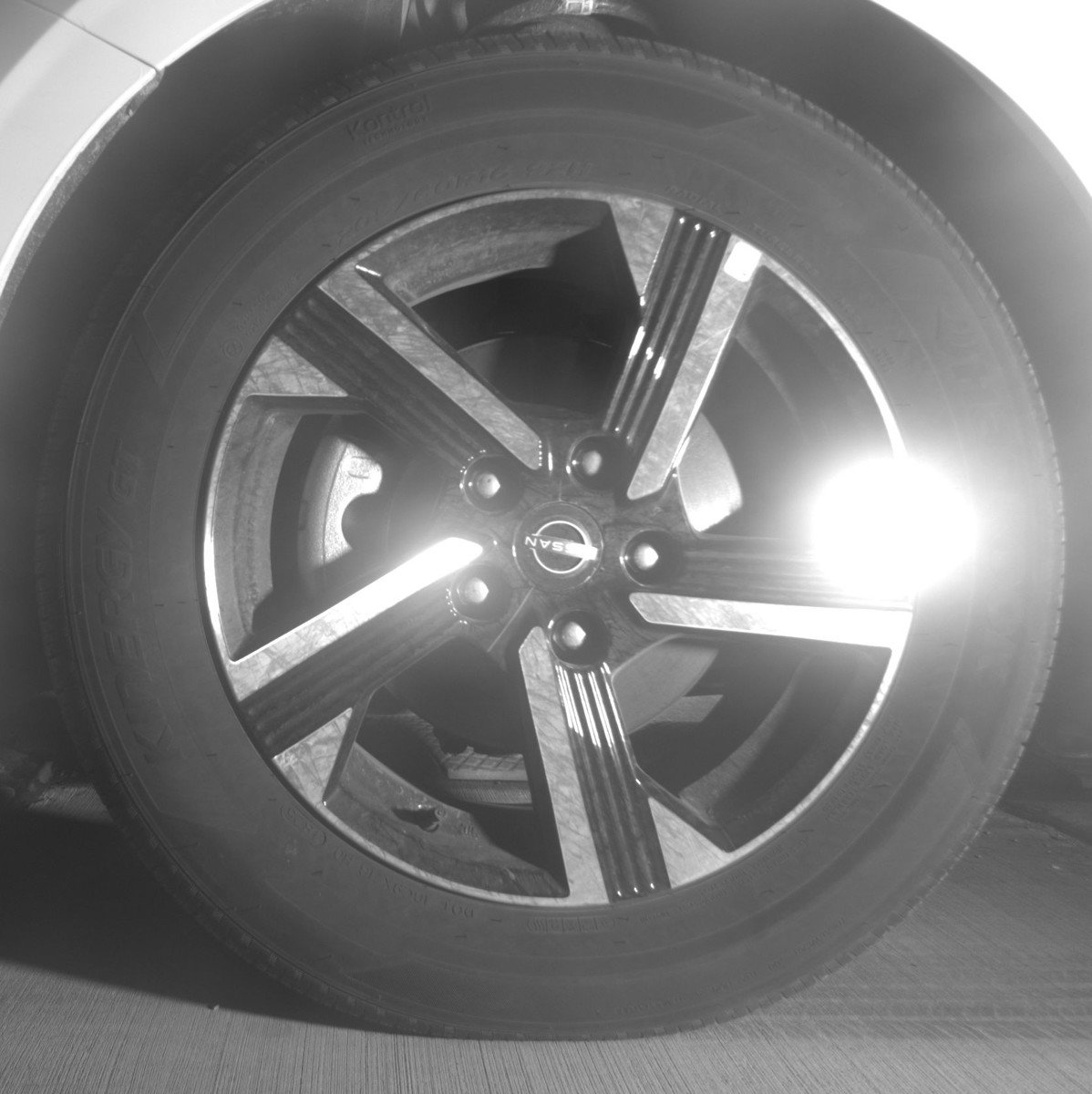 Used 2025 Nissan Sentra SV FWD image 12