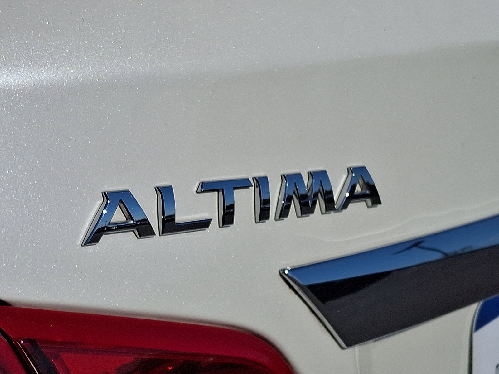 Used 2017 Nissan Altima 3.5 SL FWD image 30