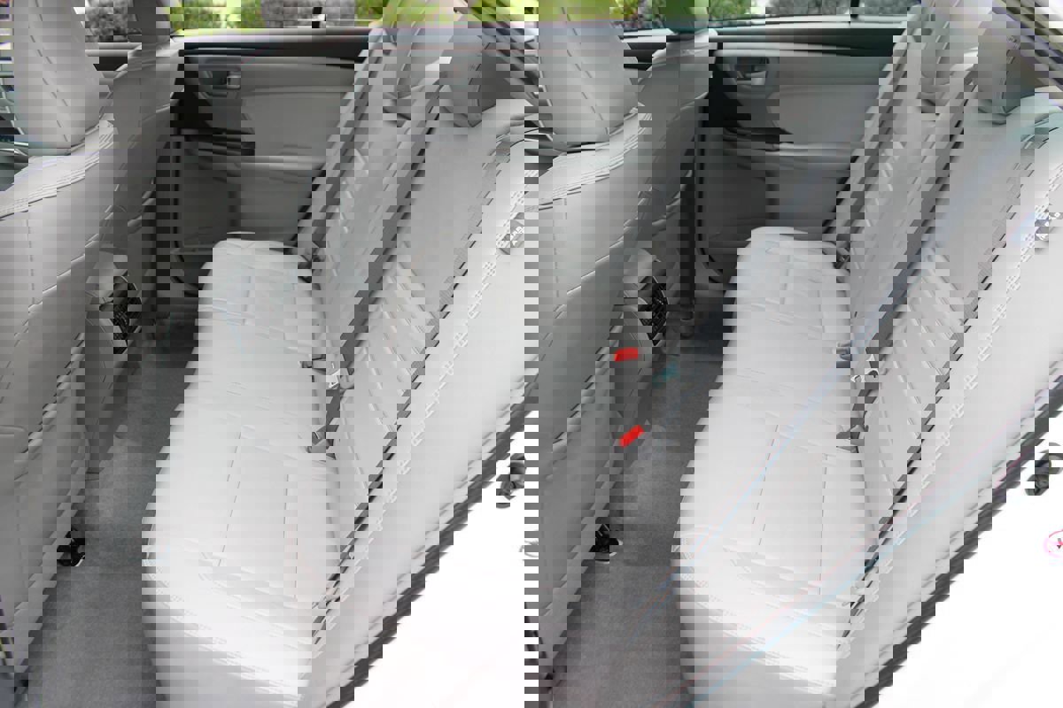 Used 2015 Toyota Camry XLE FWD image 17