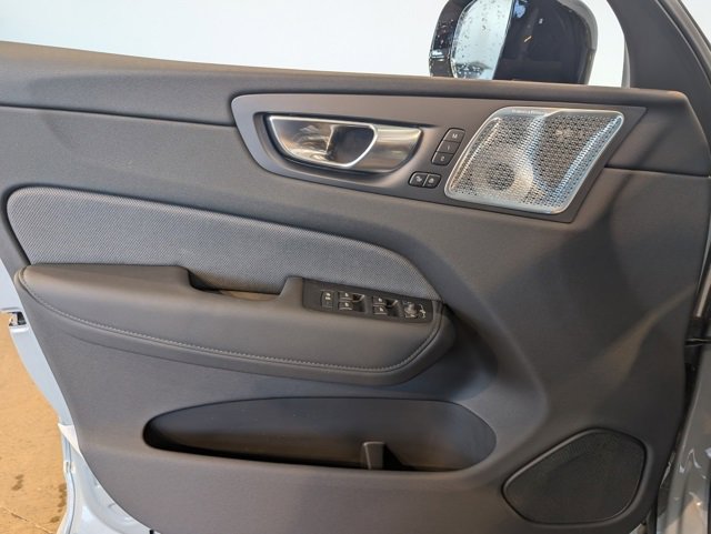New 2026 Volvo XC60 T8 Polestar w/ Protection Package Premier image 8