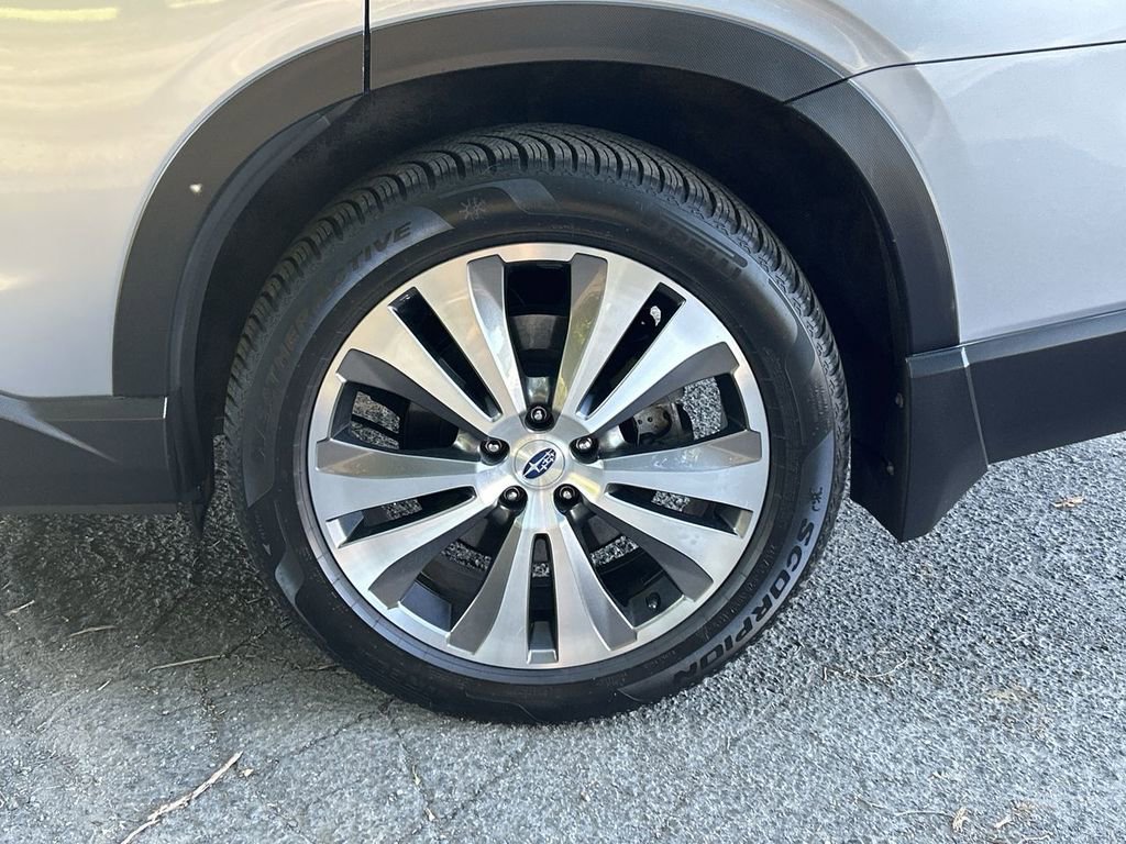 Certified 2022 Subaru Ascent Limited w/ Technology Package AWD/4WD image 11