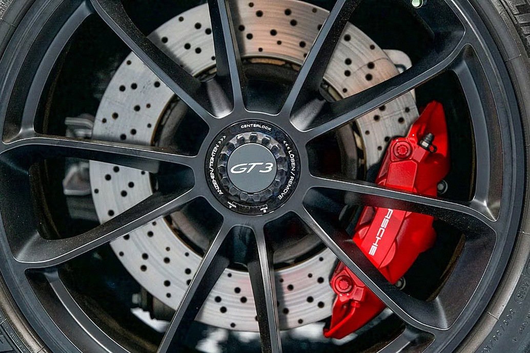 Used 2019 Porsche 911 GT3 RWD image 14