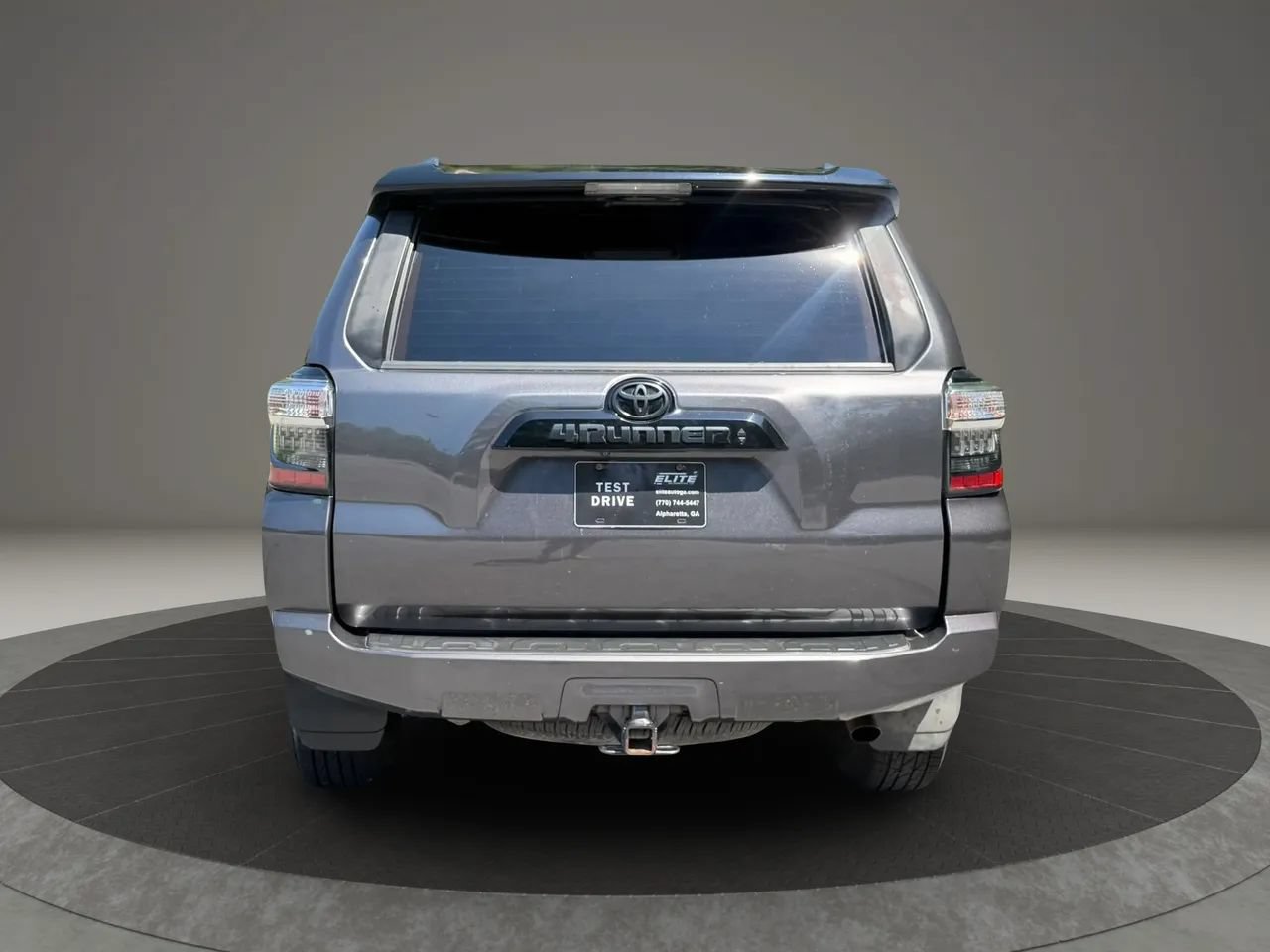 Used 2020 Toyota 4Runner Venture w/ Moonroof Package AWD/4WD image 5