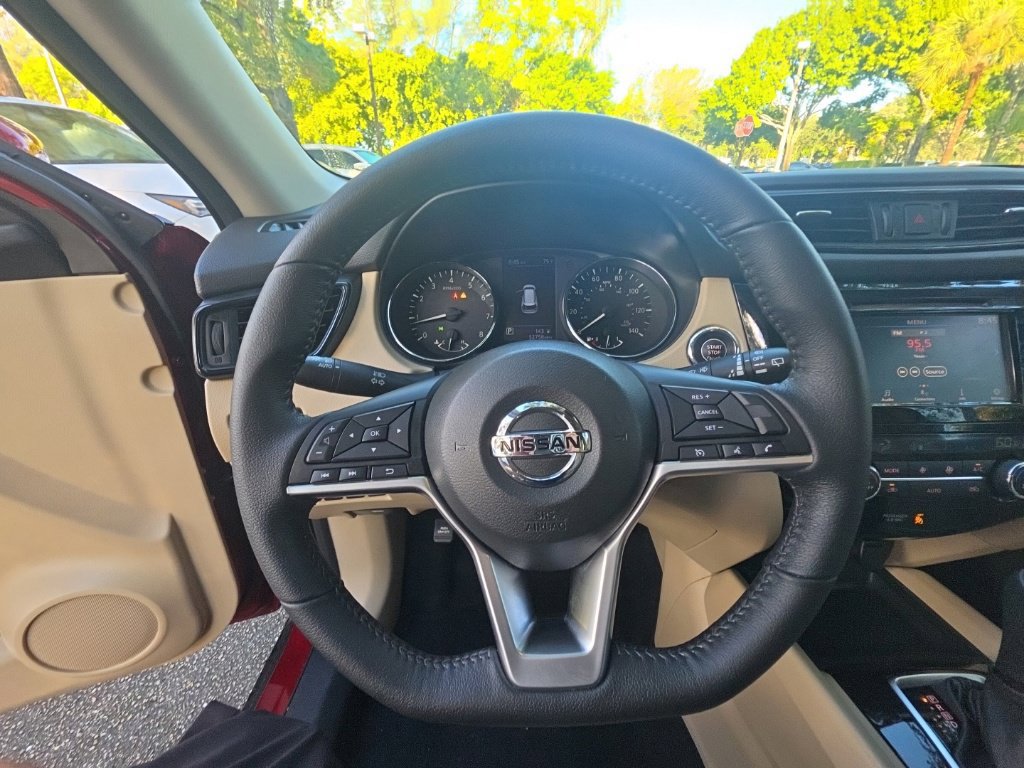 Used 2019 Nissan Rogue SV FWD image 20