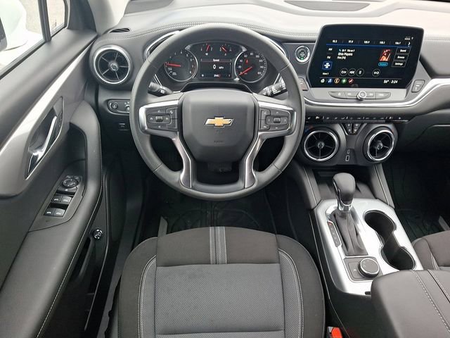 Certified 2024 Chevrolet Blazer LT w/ Convenience Package image 11