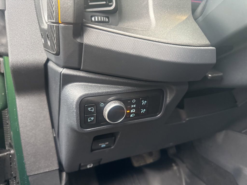 Used 2024 Ford Bronco Badlands image 16