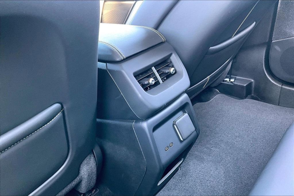 Certified 2025 Cadillac Optiq Luxury 1 image 24