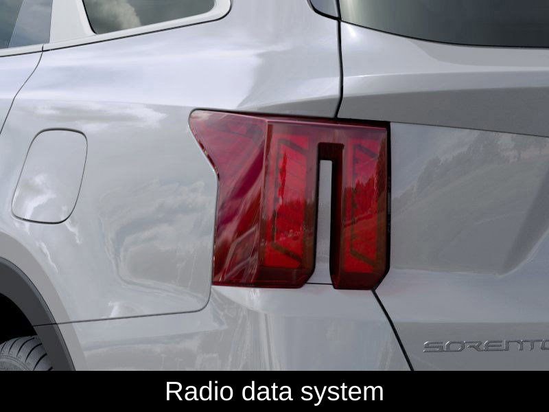 New 2026 Kia Sorento S FWD image 12