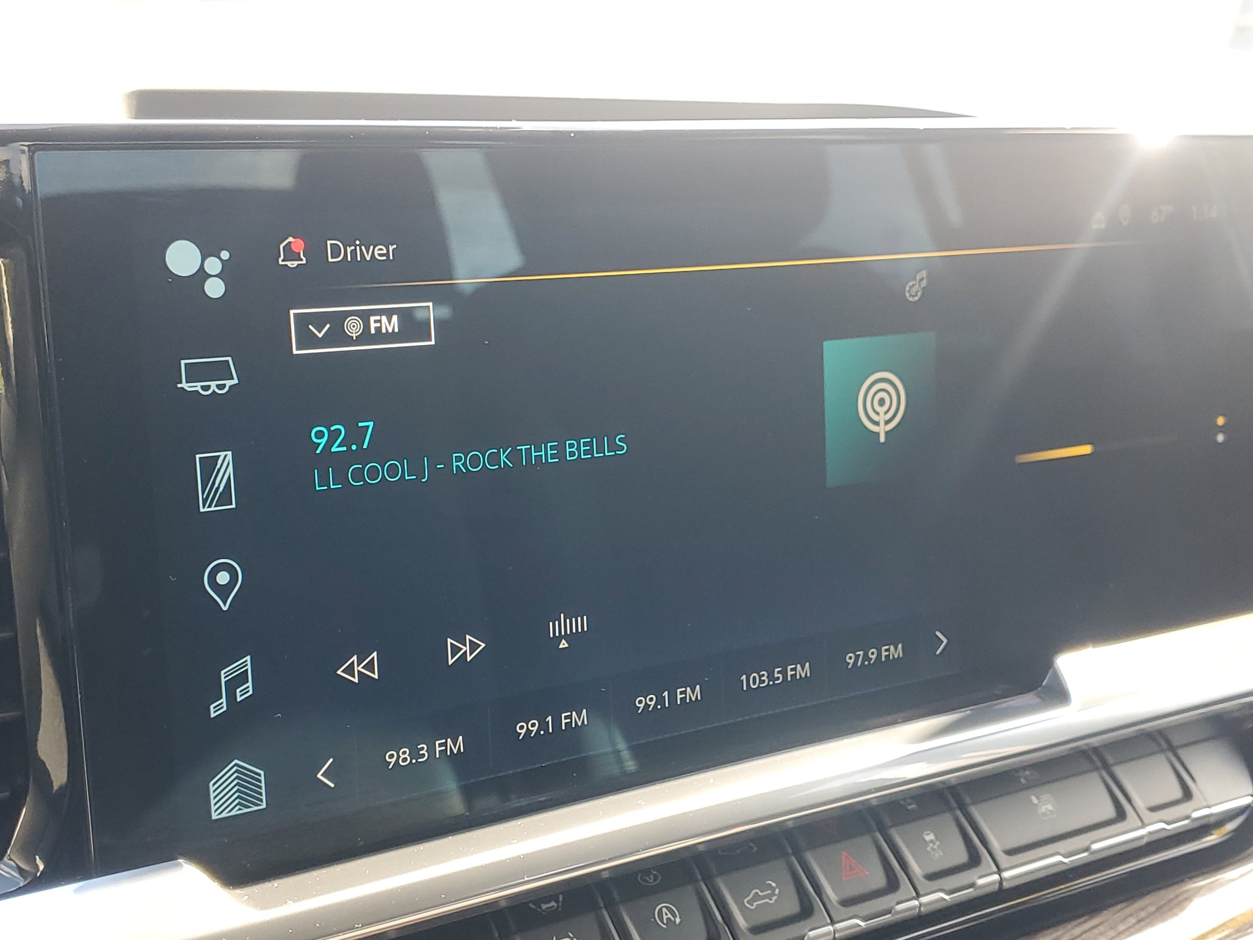 Used 2025 Chevrolet Silverado 1500 LT image 25