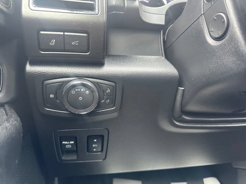 Used 2019 Ford Expedition Limited w/ Equipment Group 302A AWD/4WD image 52