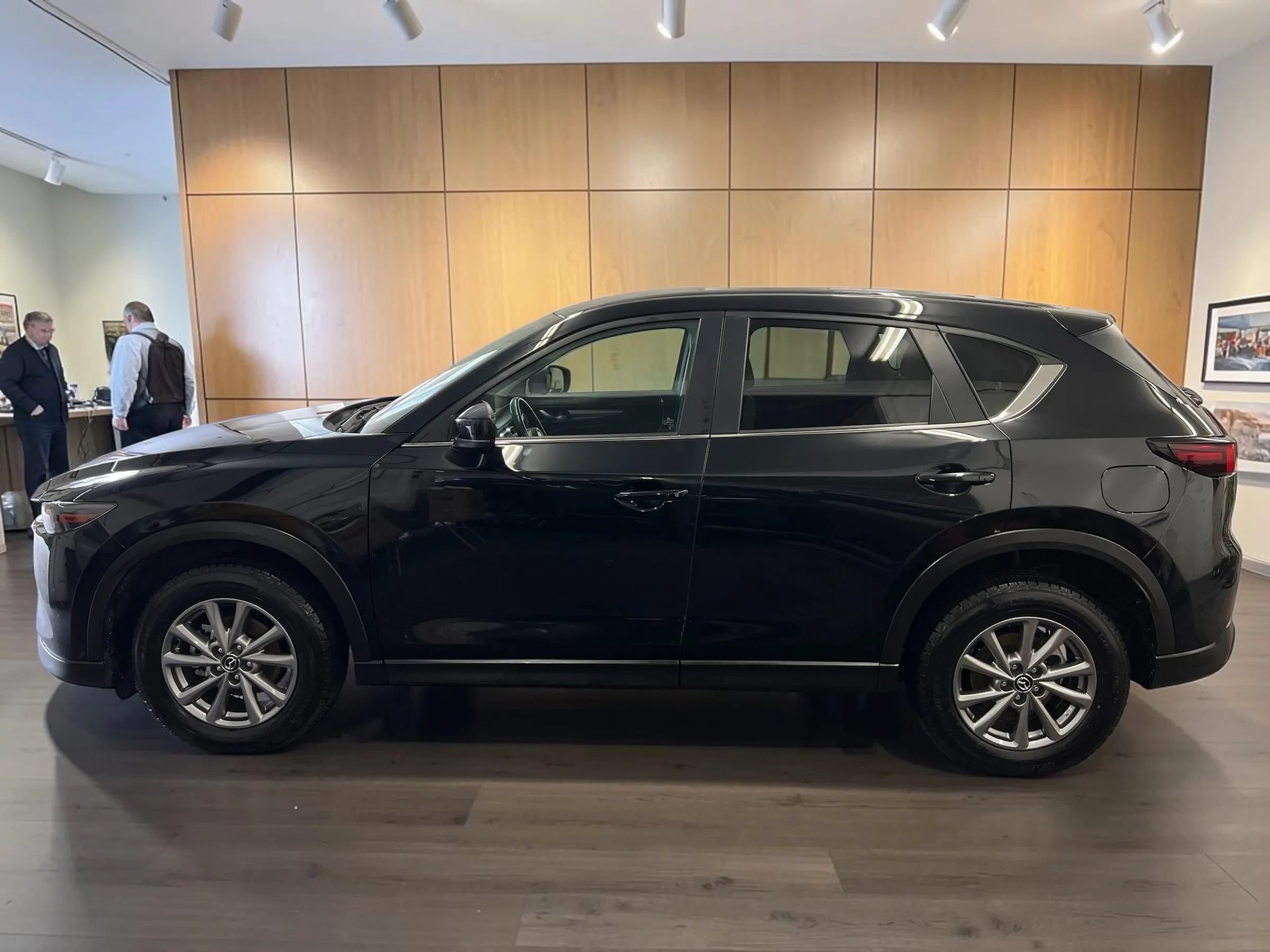 Used 2022 MAZDA CX-5 AWD 2.5 S w/ Select Package image 4