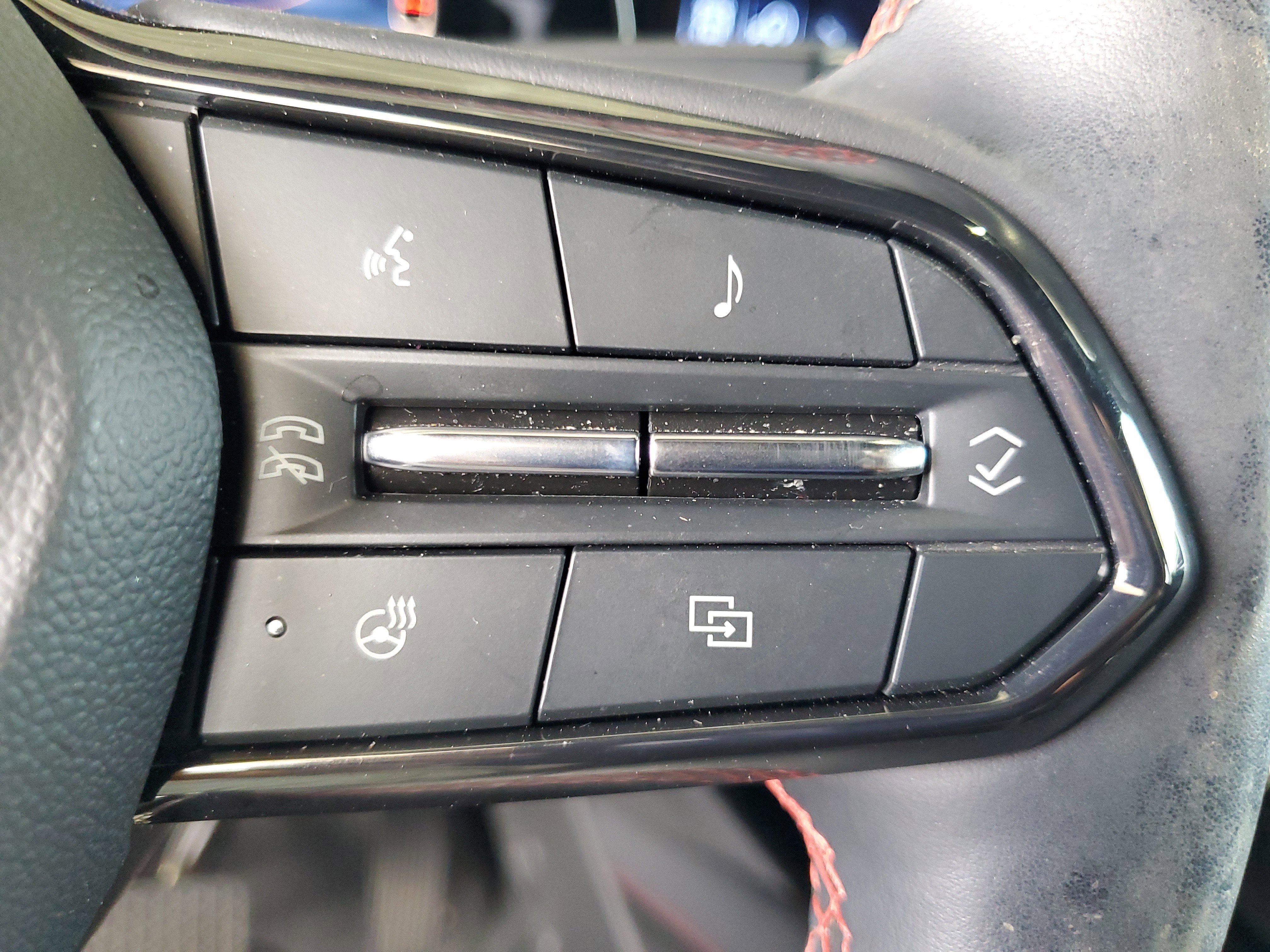 Used 2024 Chevrolet Blazer EV RS image 24